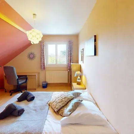 Maison Lumineuse & Conviviale 4 Chambres, Confort Сasa de vacaciones *
